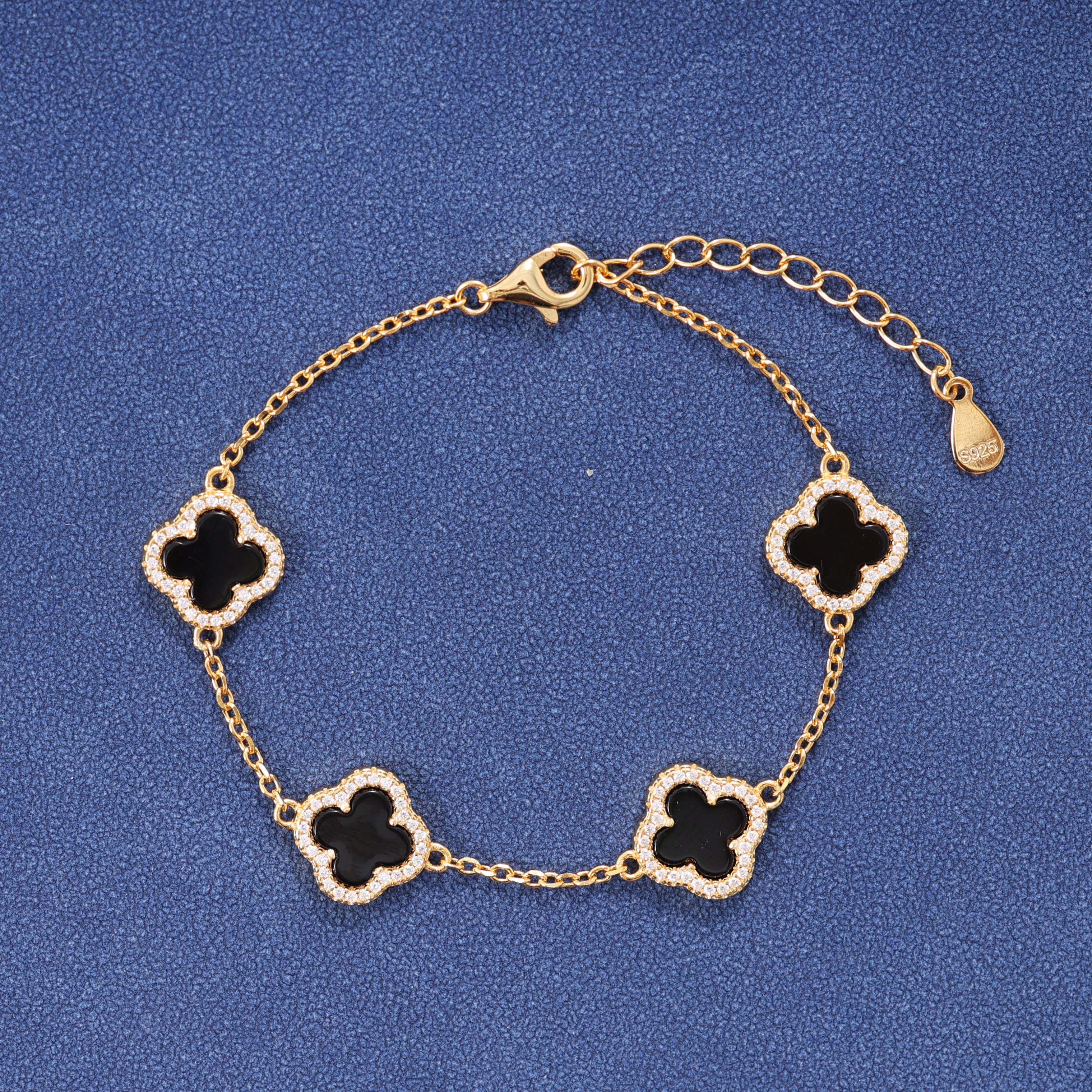 MIDNIGHT CLOVER BRACELET - GOLD PLATED