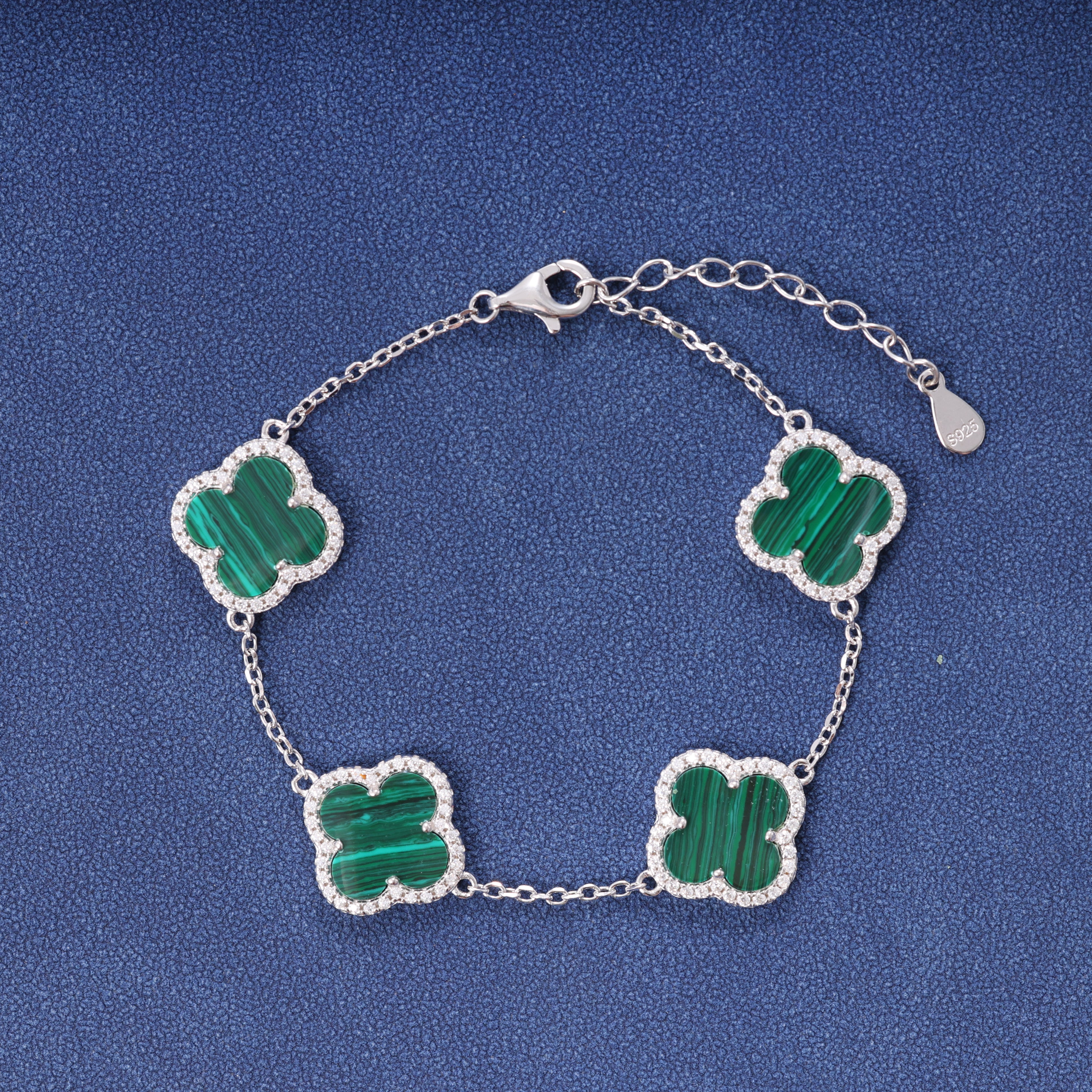 GREEN CLOVER BRACELET - SILVER PLATED
