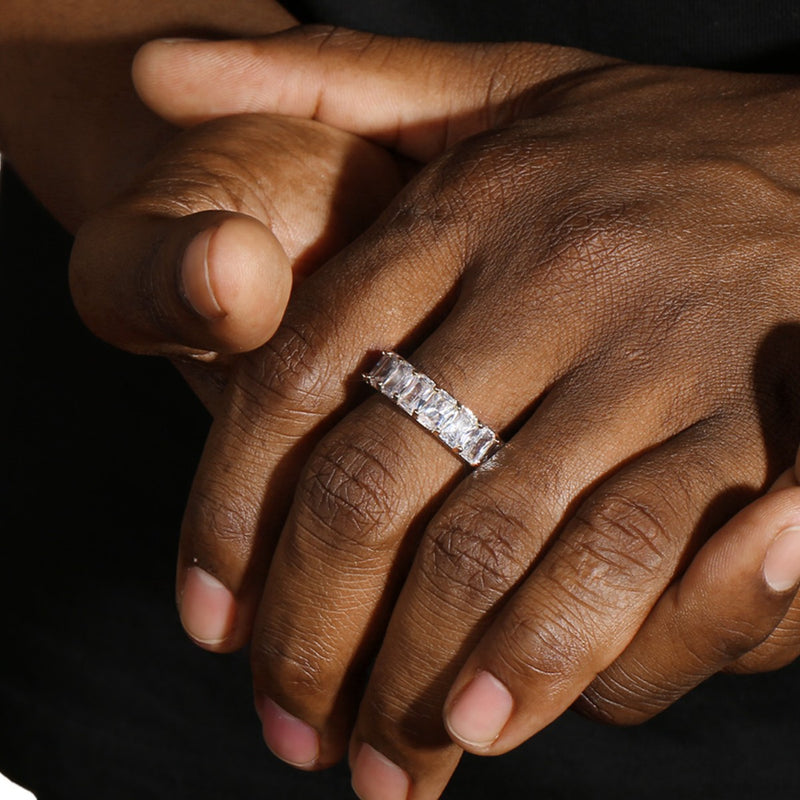 BAGUETTE RING - GOLD PLATED